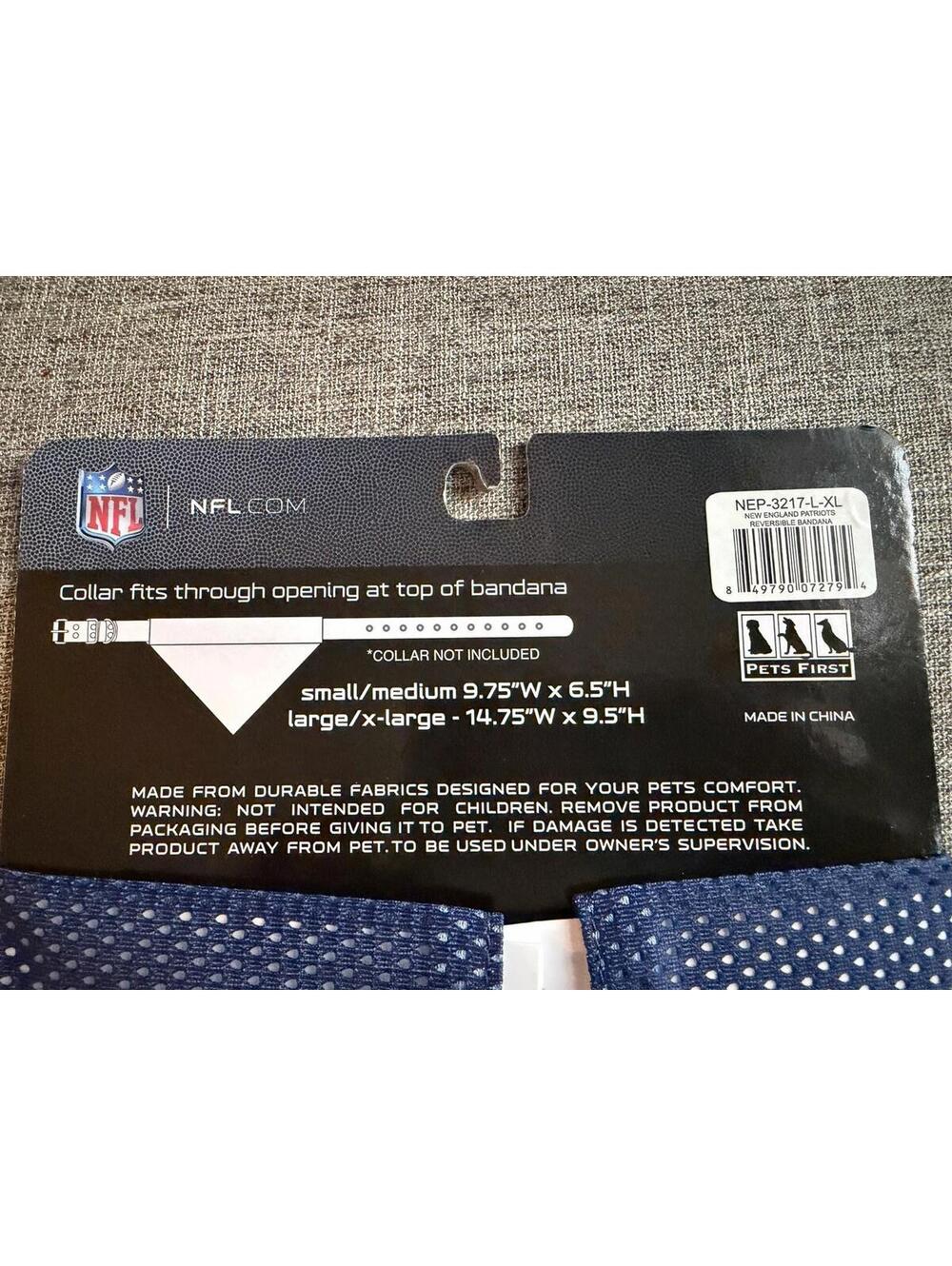 NFL New England Patriots Pet Bandana Reversible Home And Away Size L/XL NEW - Picture 5 of 5